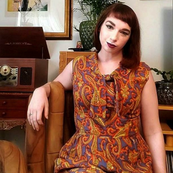 Vintage Dresses & Skirts - Vintage 60s Paisley Pussybow Dress